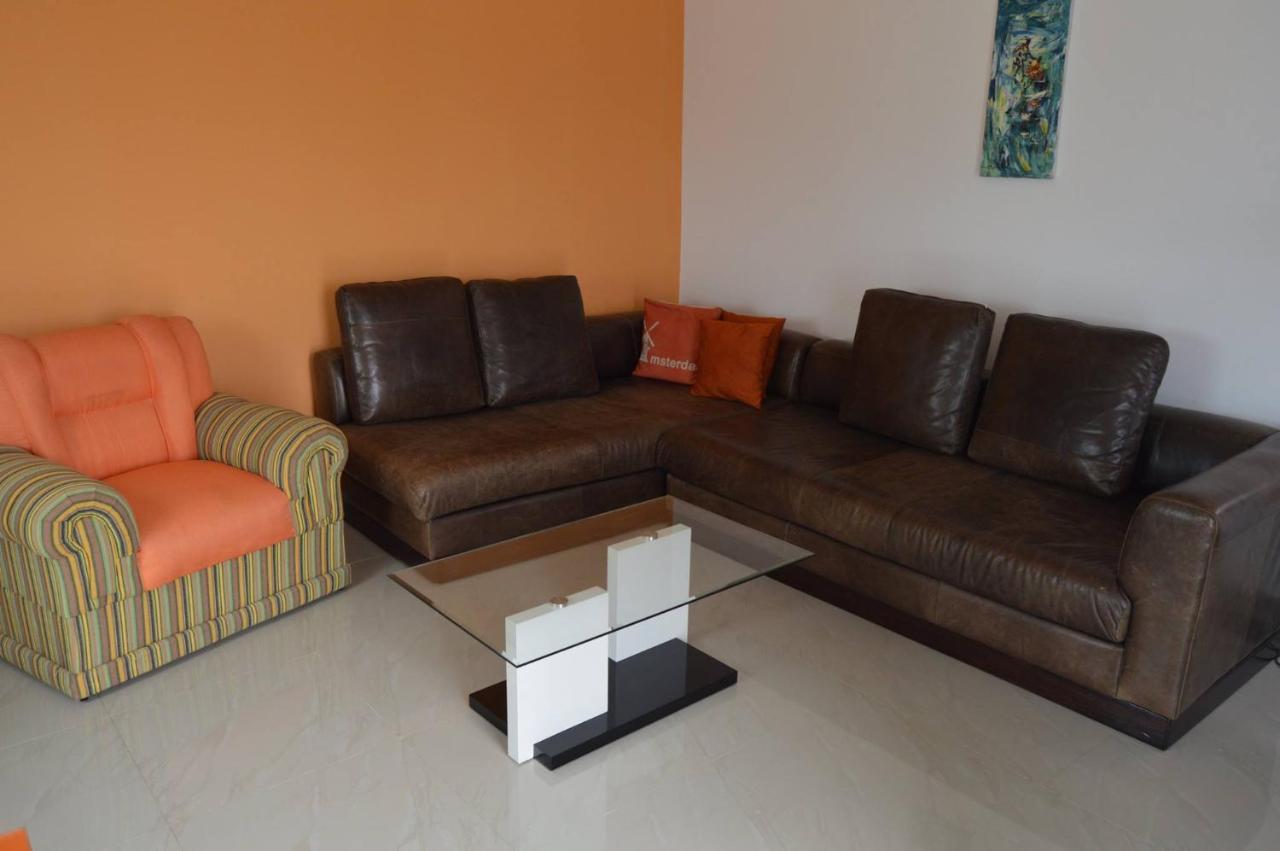 Apartamento T1 Mobiliado Com Wi-Fi Praia Buitenkant foto