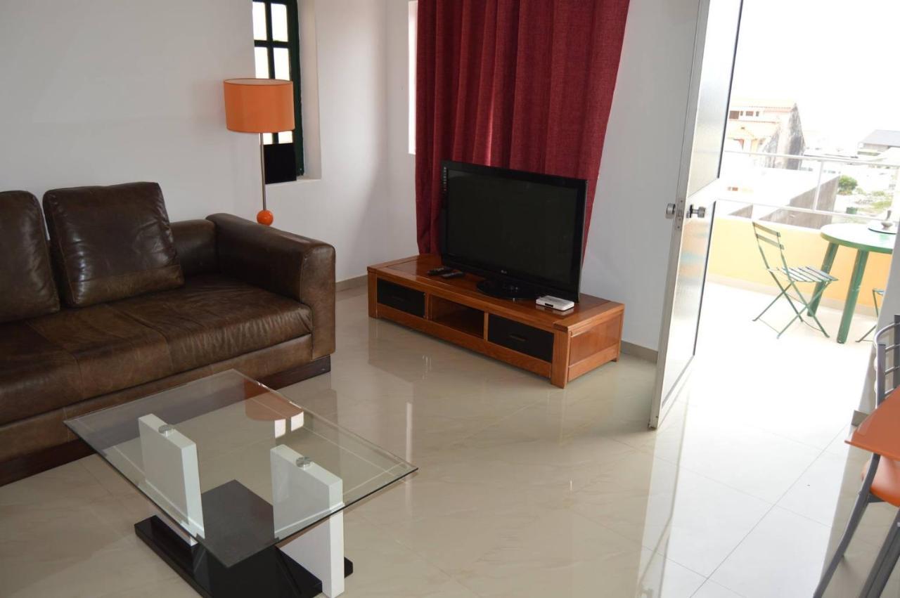Apartamento T1 Mobiliado Com Wi-Fi Praia Buitenkant foto